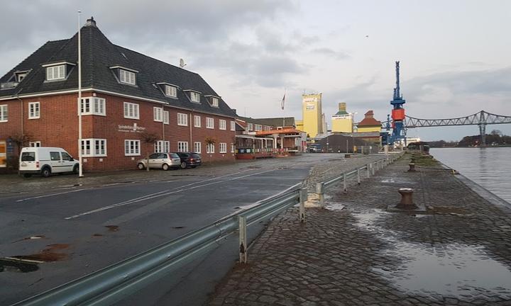 Eisstübchen Am Kanal